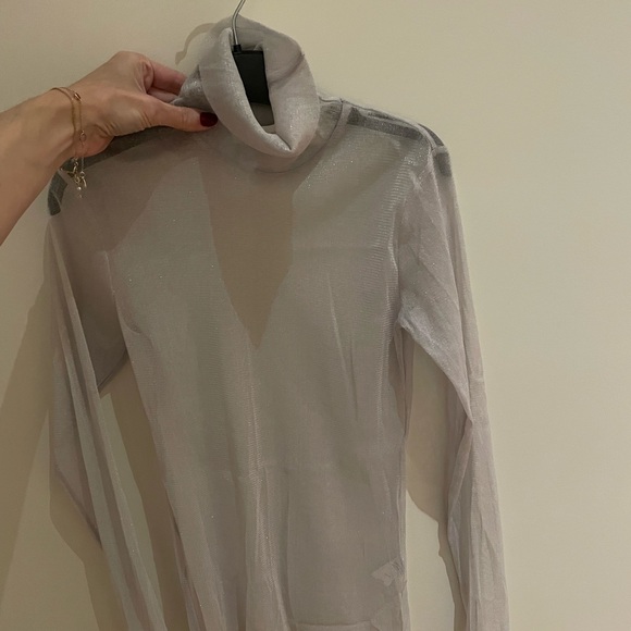 Jonathan Simkhai shiny silver turtleneck - Picture 5 of 10